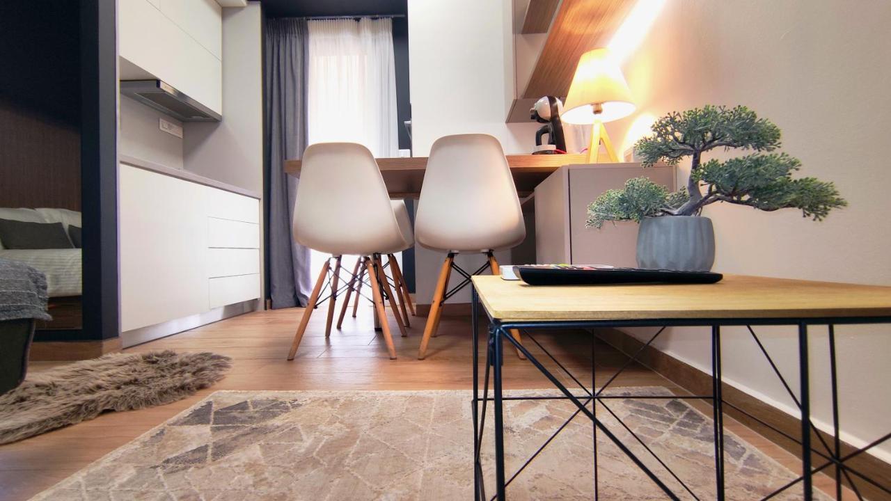 Feel Good Vibes - Apt Suite Athene Buitenkant foto